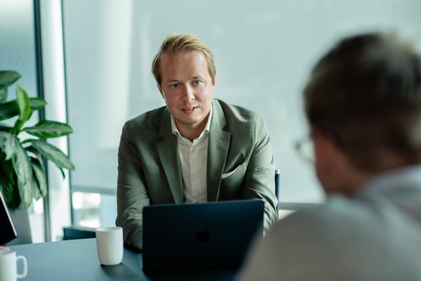 Thomas Vikstøl-Move-1