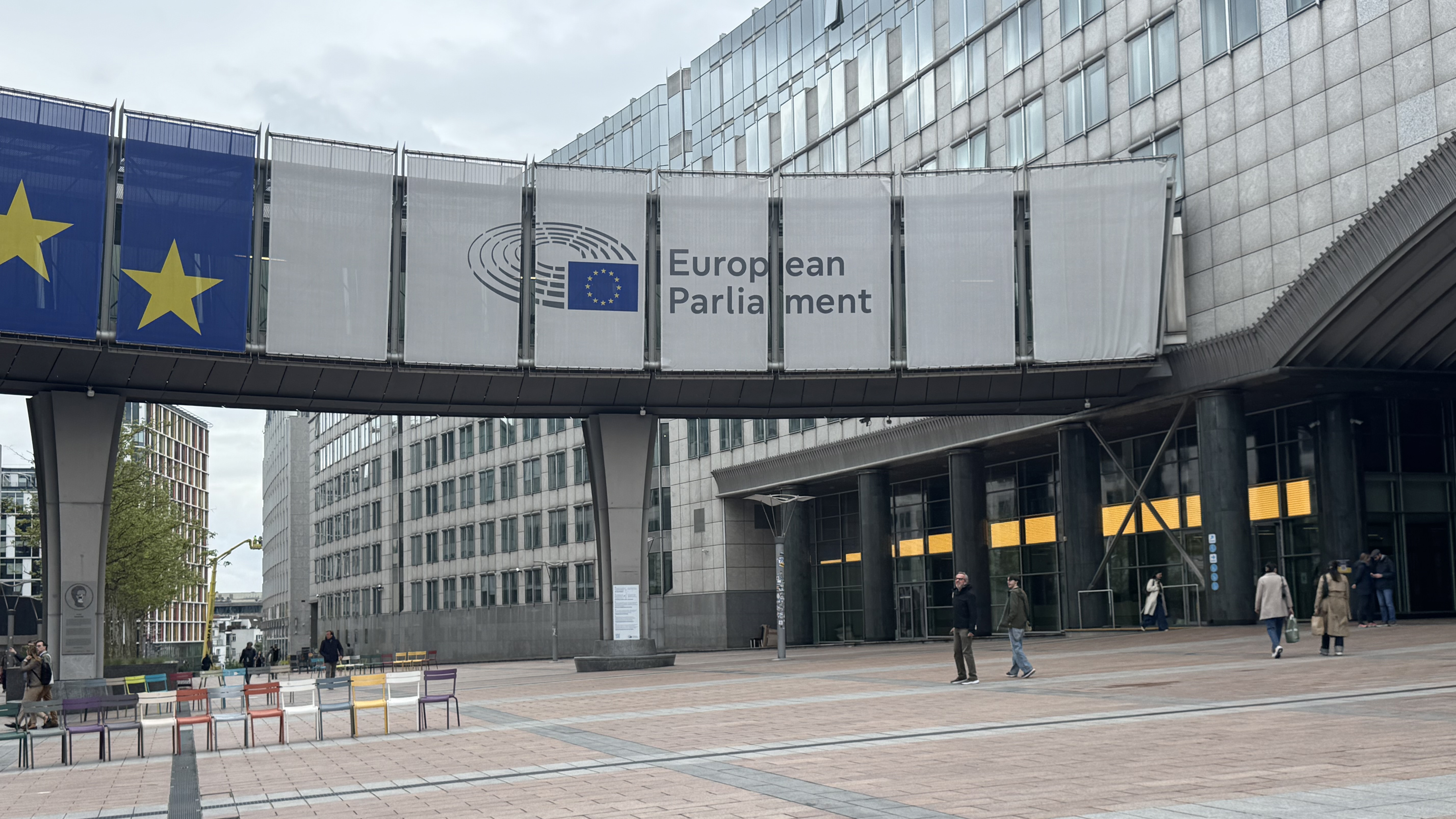 Move til Brussel for å lære